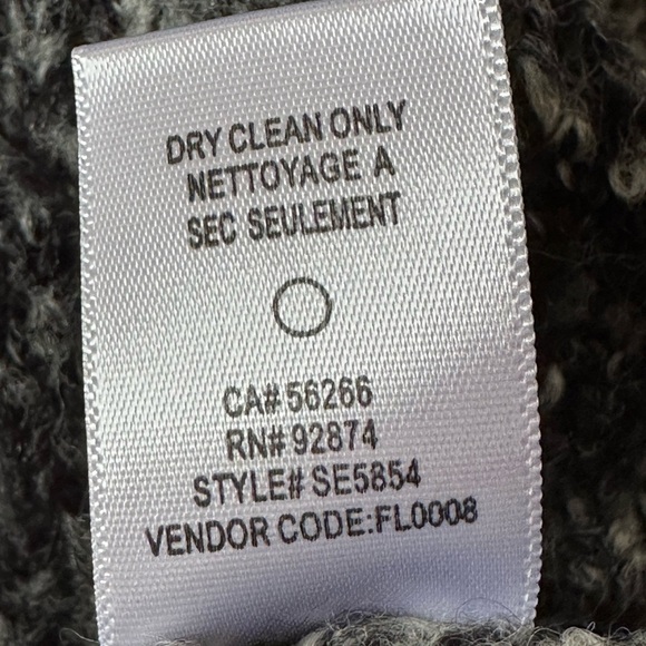 Splendid Ombré Stripe Cowl Neck Sweater size Medium - Picture 7 of 11